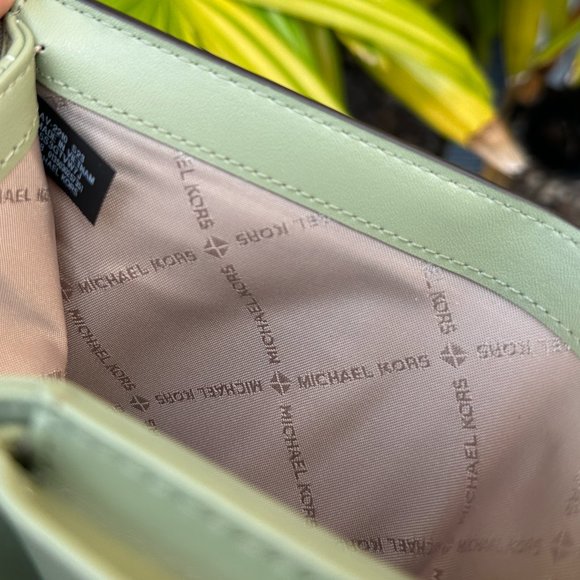 Michael Kors Jet Set Large Double Zip Phone Wallet Graphic Logo MK Light Sage - Picture 7 of 10